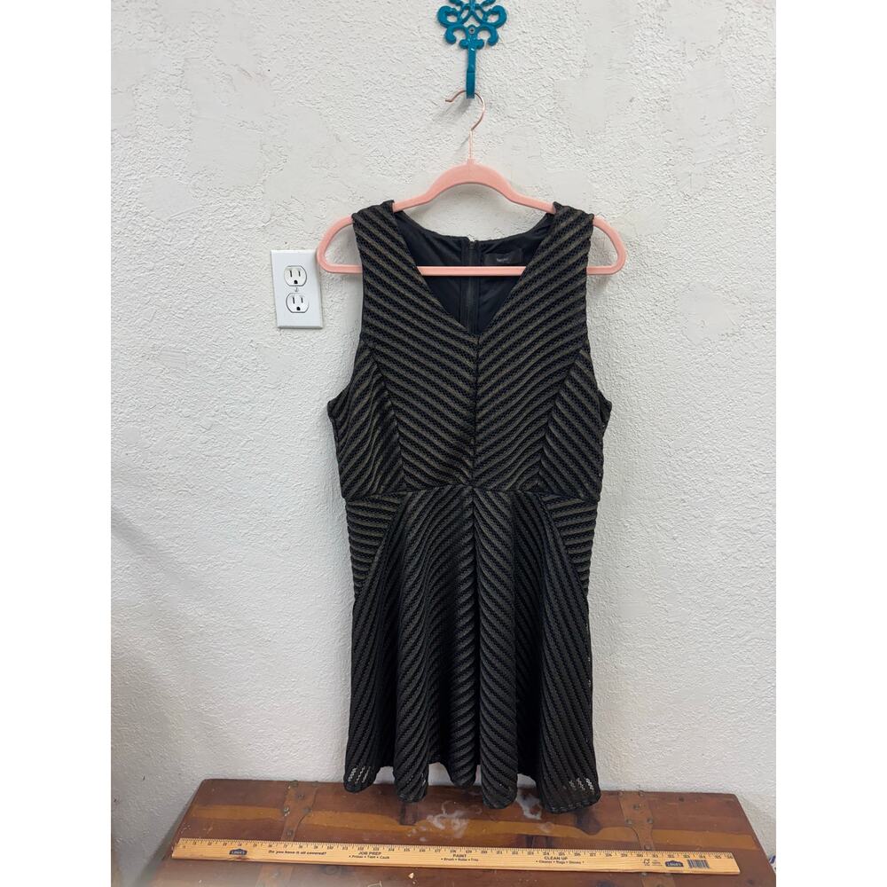 Mossimo black and gold semiformal midi dress
